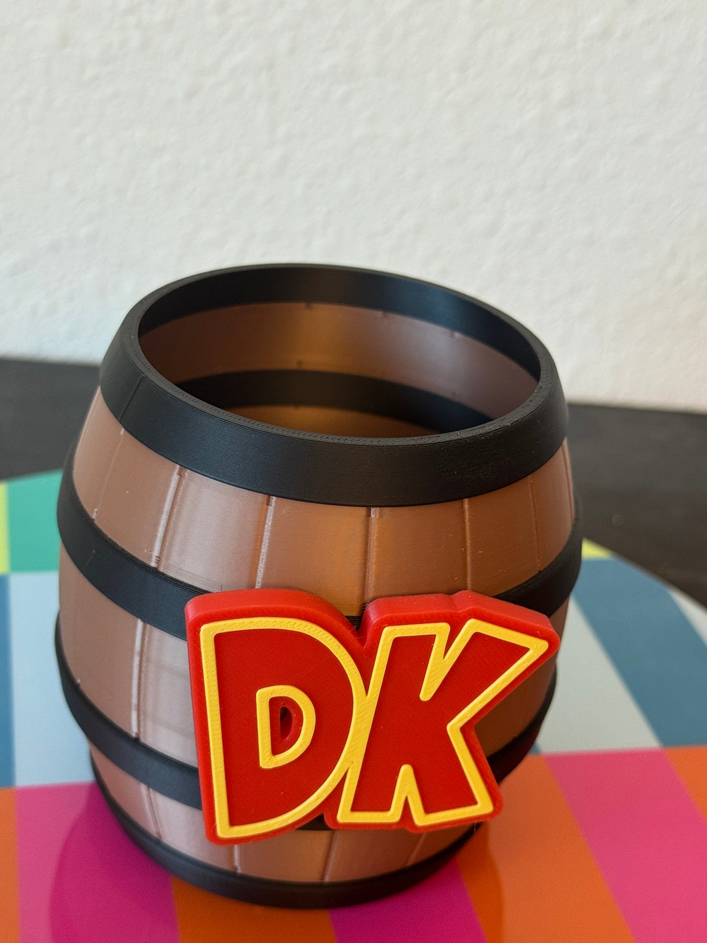 Donkey Kong pen cup