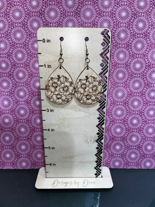 Engraved flowers on wooden teardrop earring