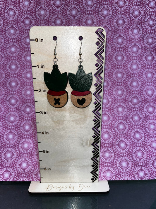 Potted succulent earrings