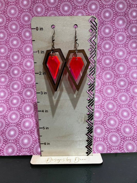 Neon pink and wood geometric earrings