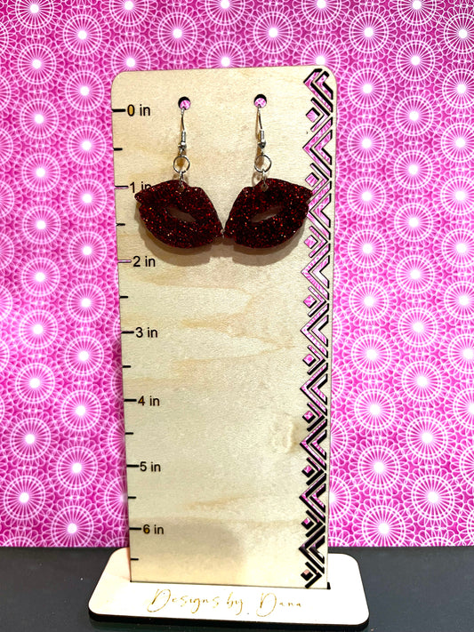 Red glitter kiss earrings