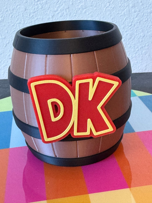 Donkey Kong pen cup