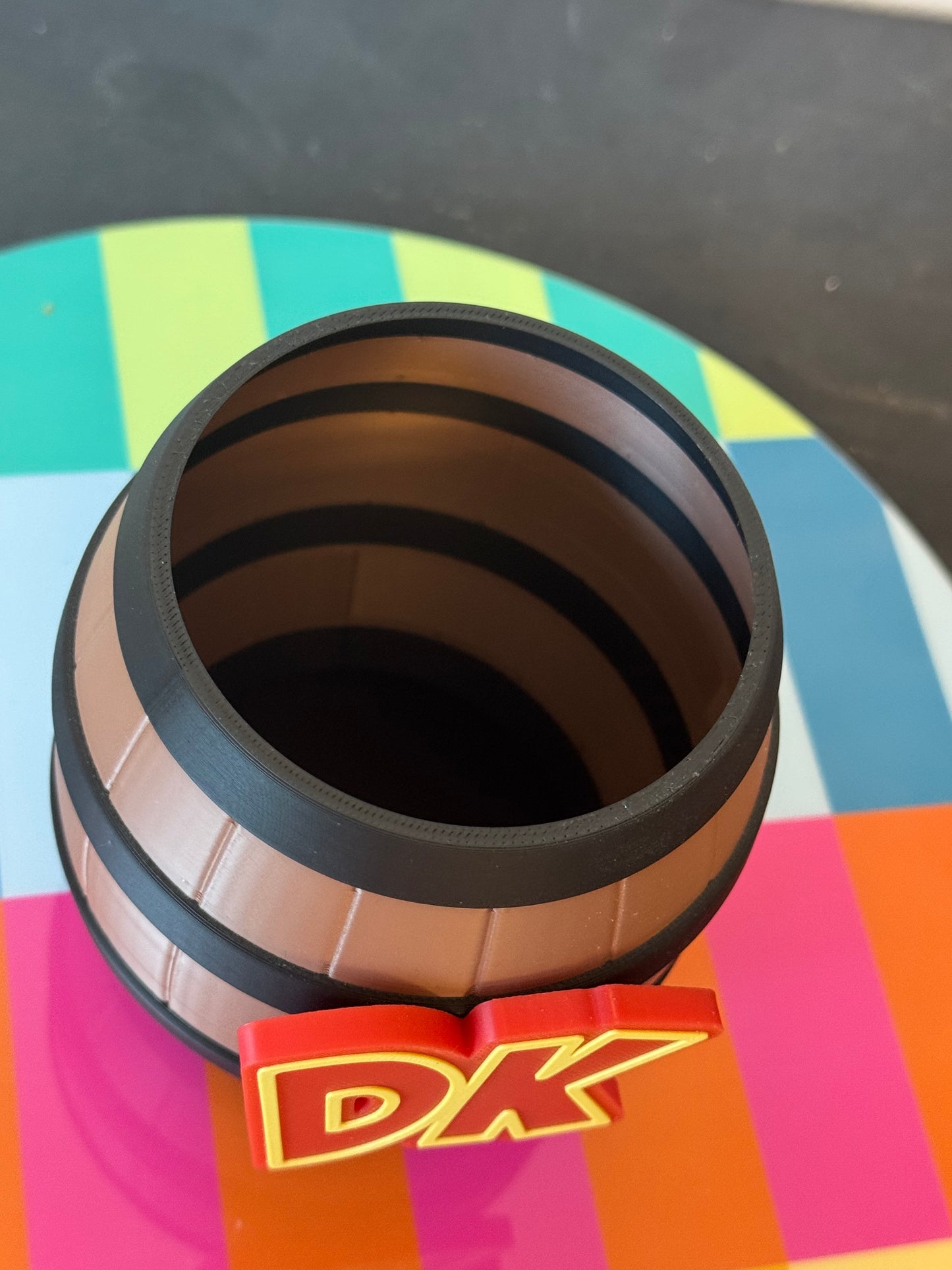 Donkey Kong pen cup